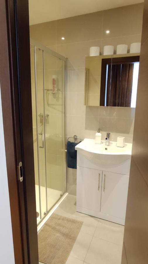 Oyo The Kilburn Arms Bed & Breakfast Londra Dış mekan fotoğraf