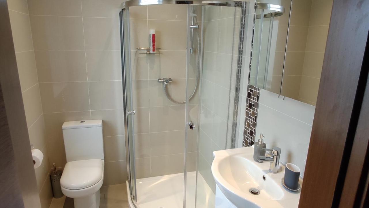Oyo The Kilburn Arms Bed & Breakfast Londra Dış mekan fotoğraf