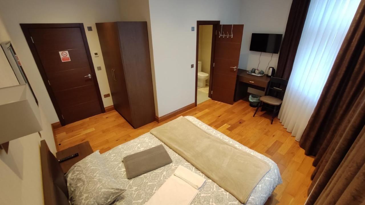 Oyo The Kilburn Arms Bed & Breakfast Londra Dış mekan fotoğraf
