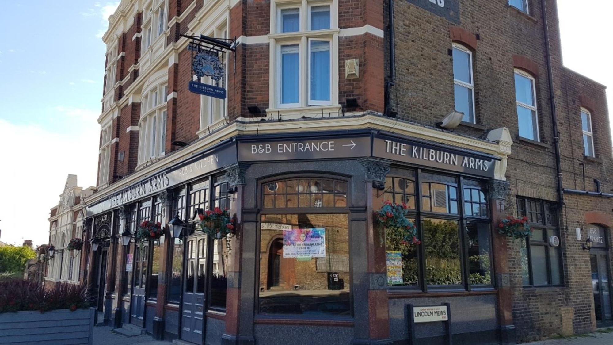 Oyo The Kilburn Arms Bed & Breakfast Londra Dış mekan fotoğraf